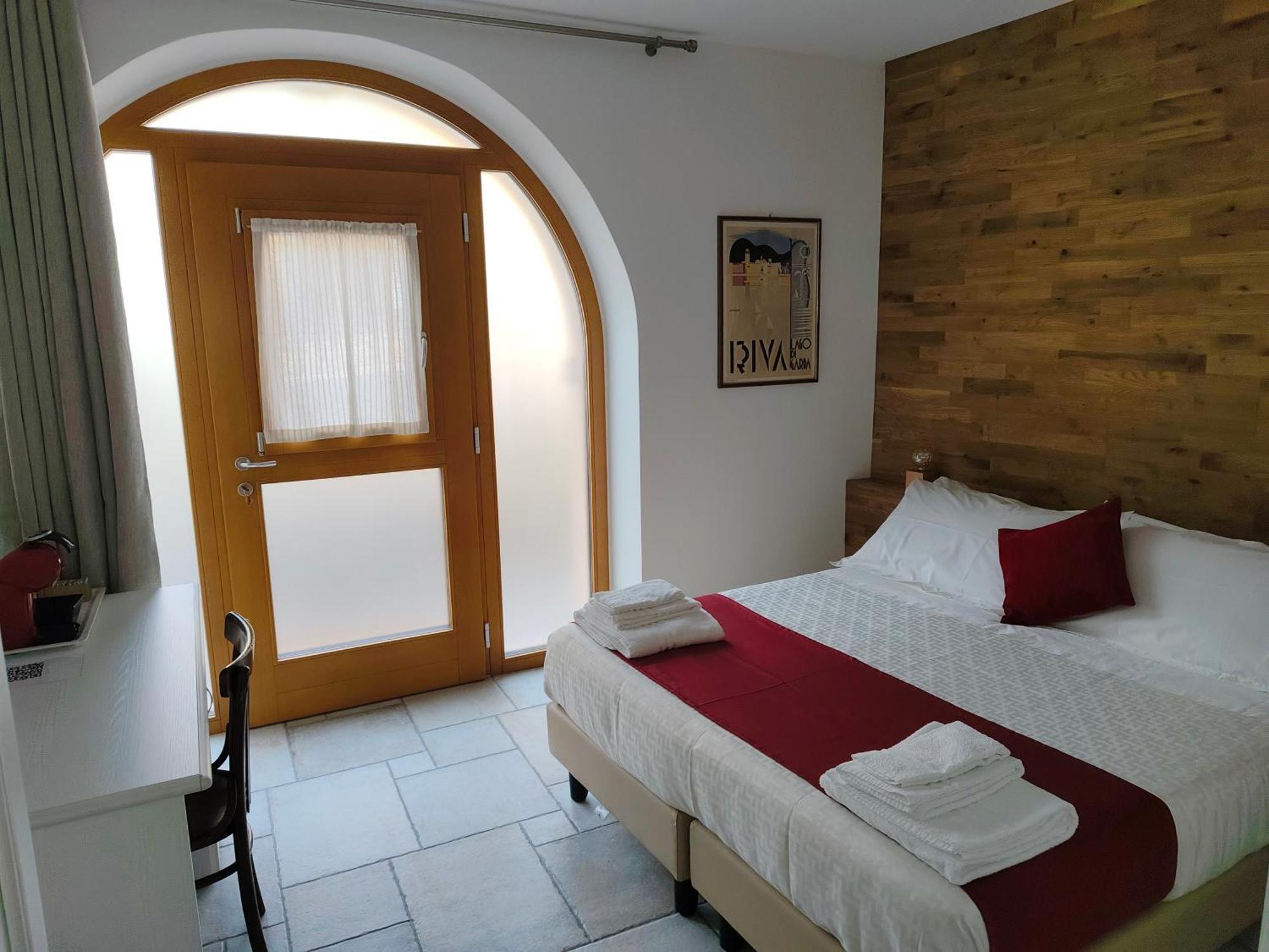 Casa Alla Cascata ريفا ديل غاردا المظهر الخارجي الصورة